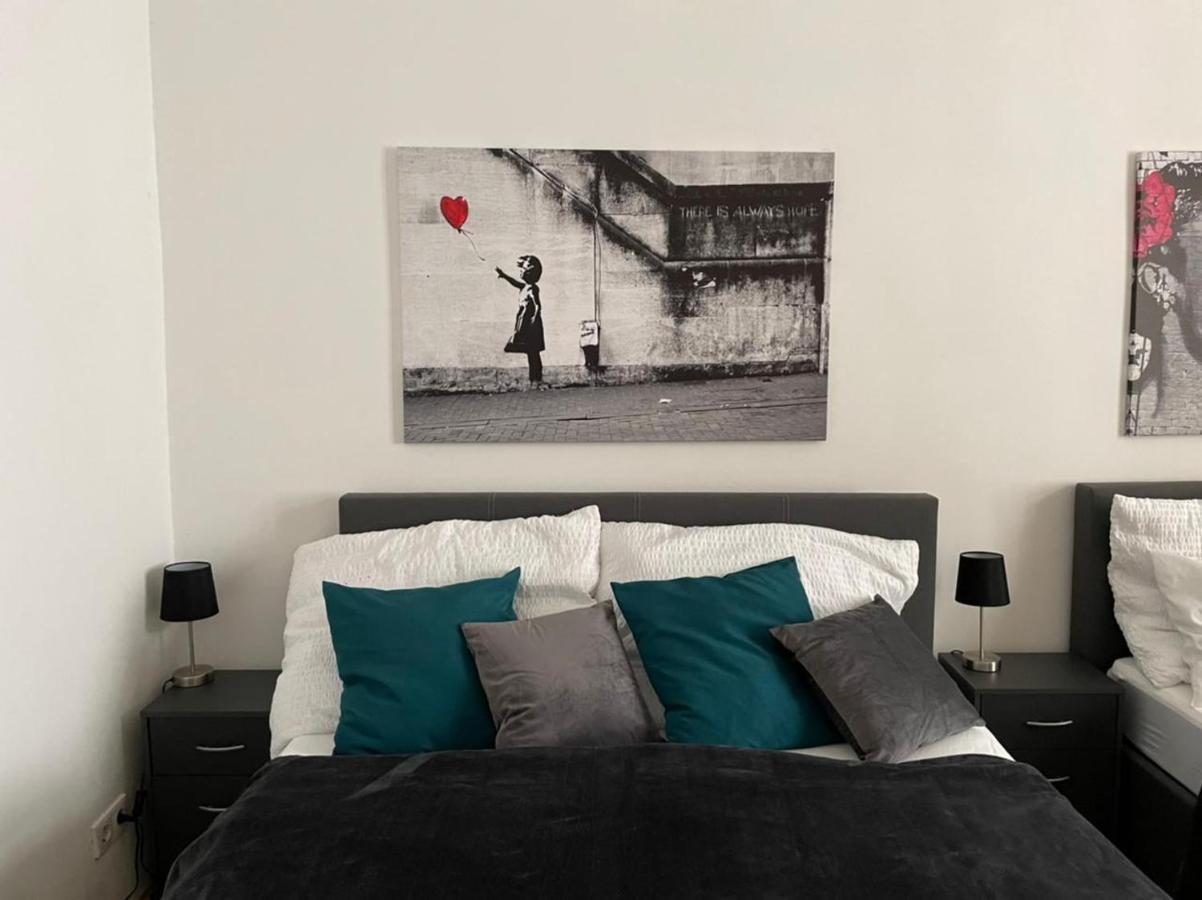 Designer Apartment, 5 Min To Center *
