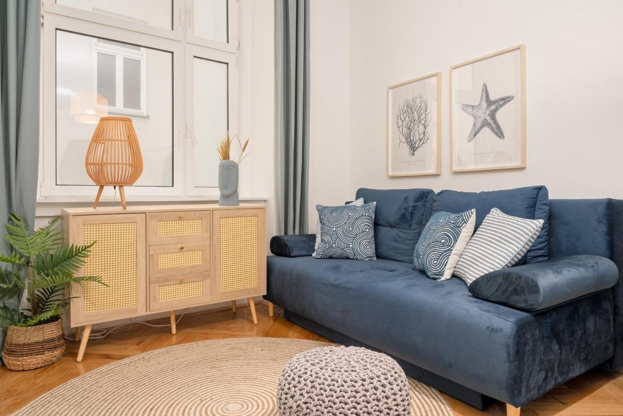 Designer Apartment, 5 Min To Center Apartment *